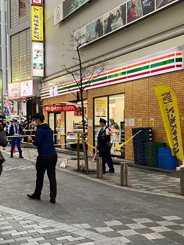 7-Eleven Shinjuku 3-chome Store 3