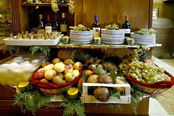 Tullio Restaurant 5
