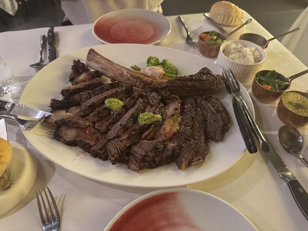 Carmelo's Steakhouse 3