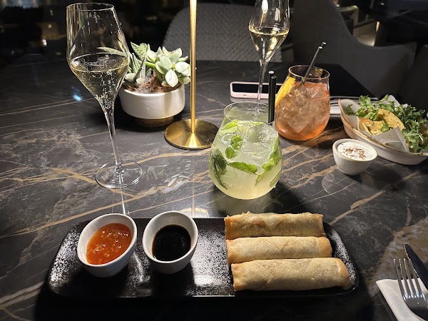 White Raven Skybar & Lounge 4