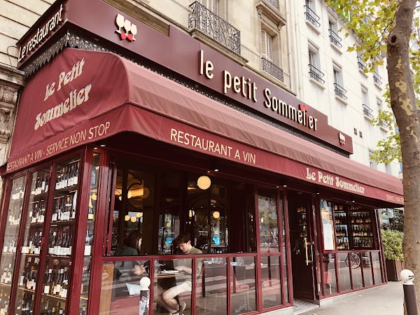 Le petit sommelier de Paris 1