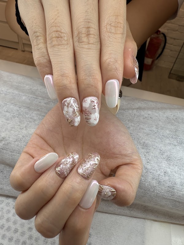 Nail Lover | Press-On Nails Singapore Salon 5