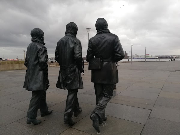 The Beatles Statue 5