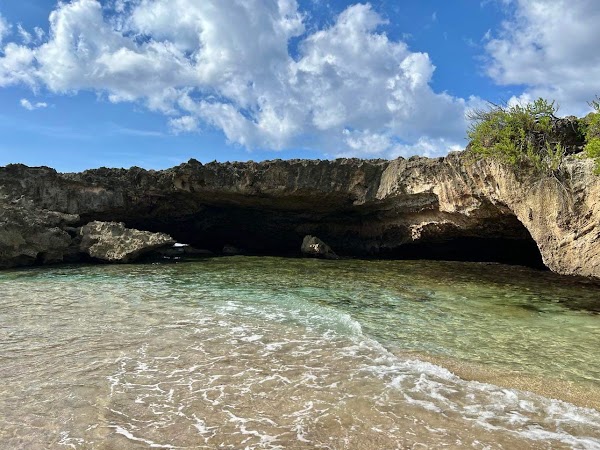 Cueva de las Golondrinas