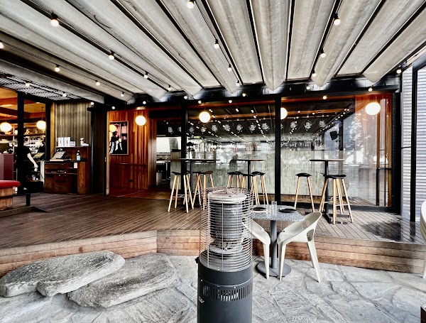 Azabu Mission Bay