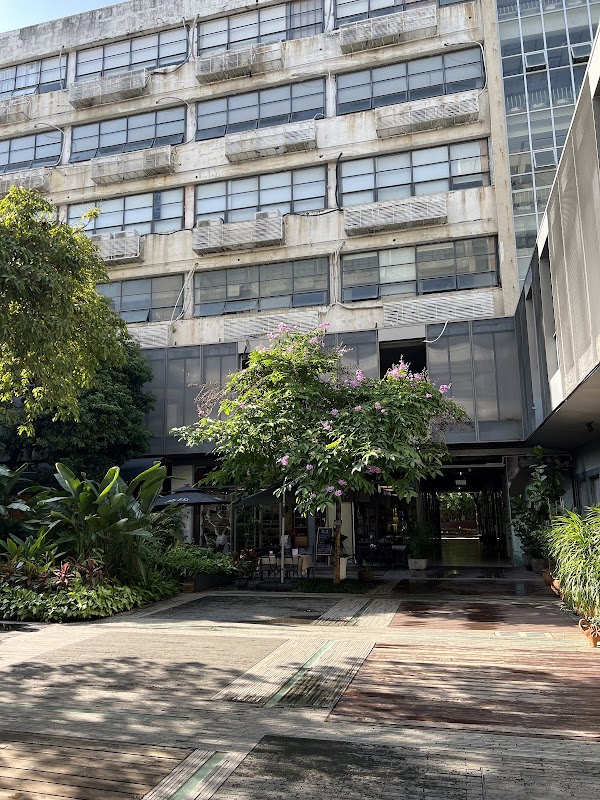 Fannou House