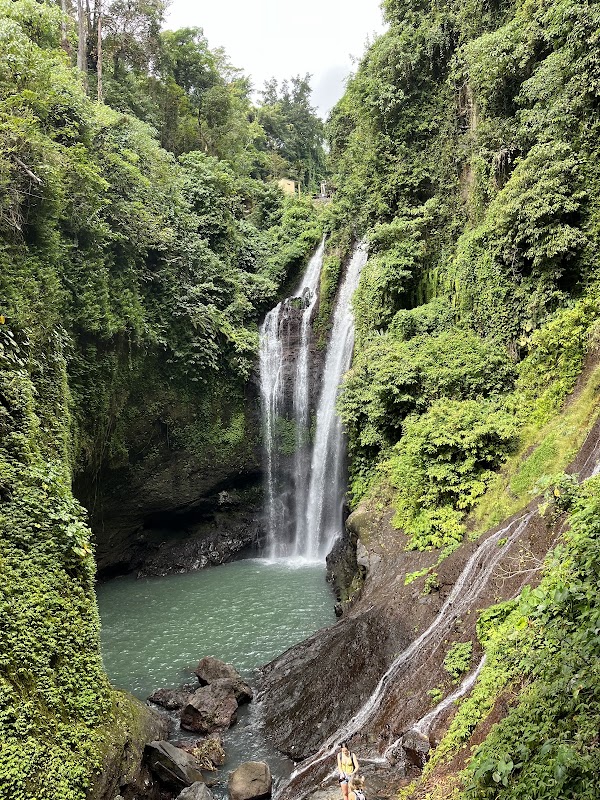 Wisata Lesung Kembar Waterfall
