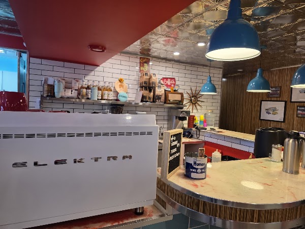 Screamers Ice Cream Café 4