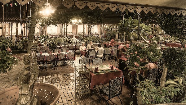 Ruenthai Restaurant 1