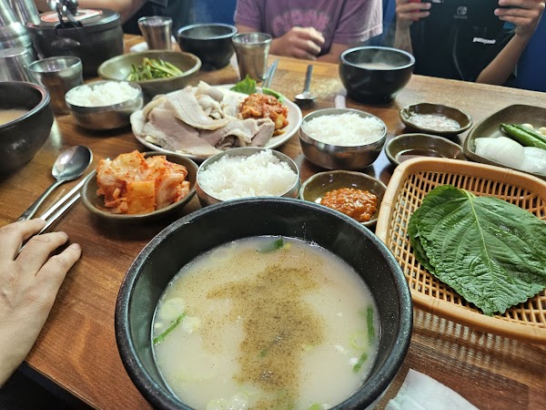 영진돼지국밥 본점 4