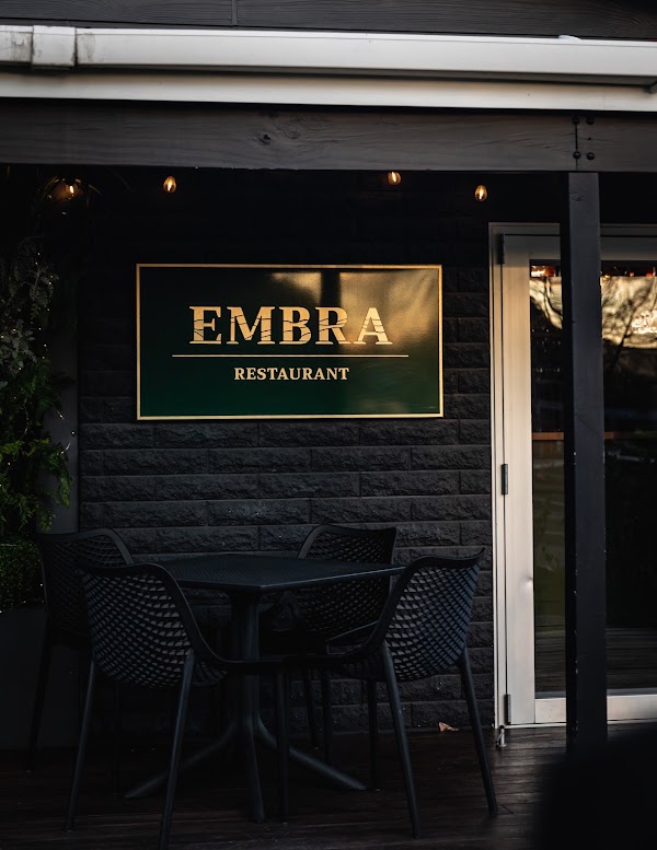Embra 1