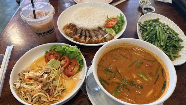 Dang restaurant patong phuket 4