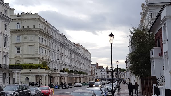 Queen's Gate
