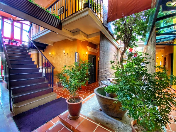 Yeng Keng Hotel (燕京）