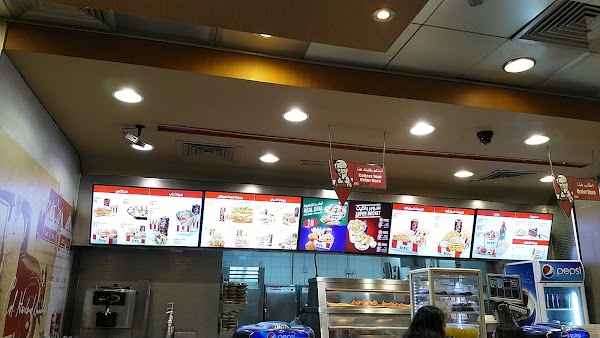 KFC | Sheikh Zaid Road (2)