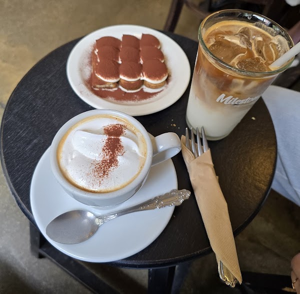 마일스톤 커피 성수 Milestone Coffee Seoulforest 4