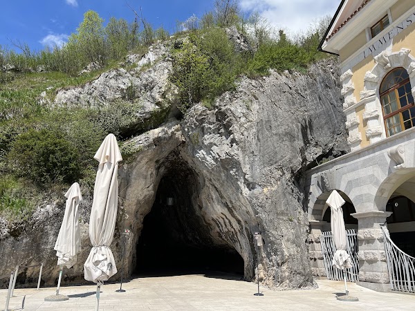 Postojna Cave 4