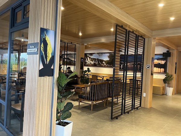 Nhat Nguyen Cafe