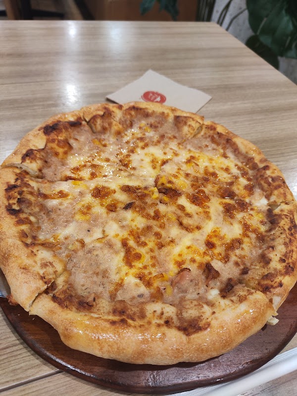 Pizza Hut Restoran 5