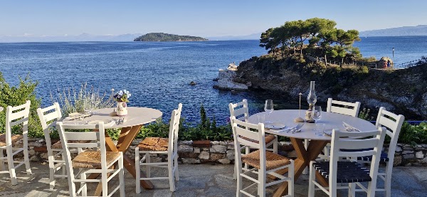 Plakes Taverna 1