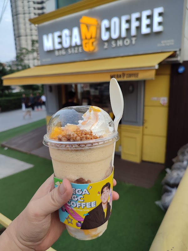 Mega Coffee Seoul Station Branch 4
