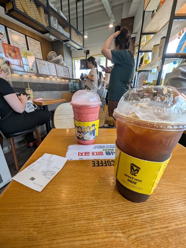 Mega Coffee Seoul Station Branch 2