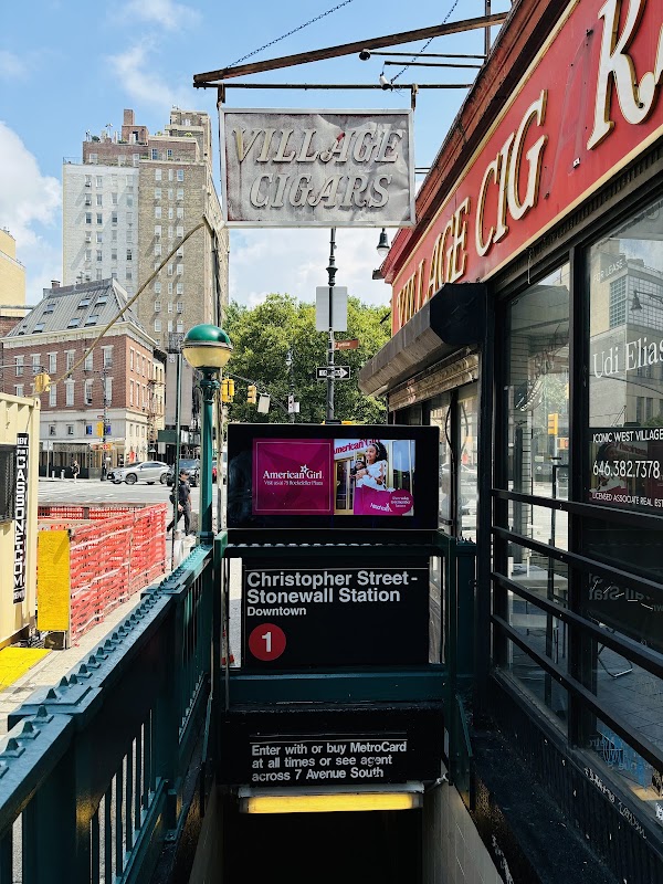 Christopher St-Stonewall 3