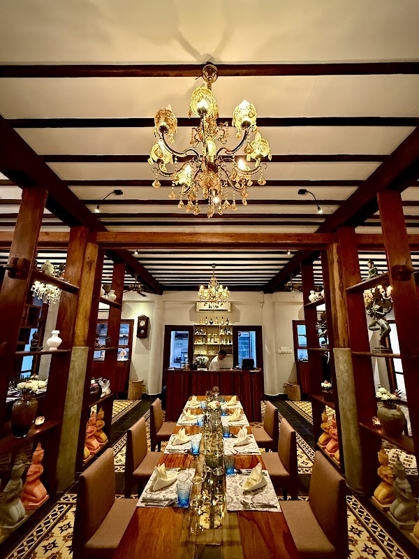 LUM ORNG Farm to Table Restaurant 2