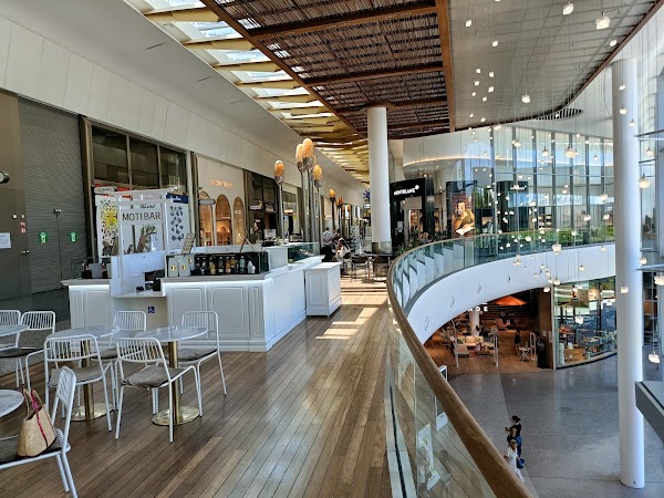 CAP3000 - Shopping Mall 4