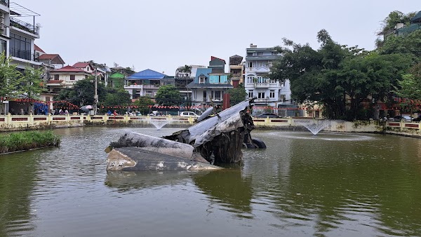 Hồ B52 2