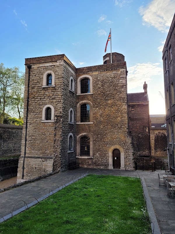 Abingdon Street Gardens 5