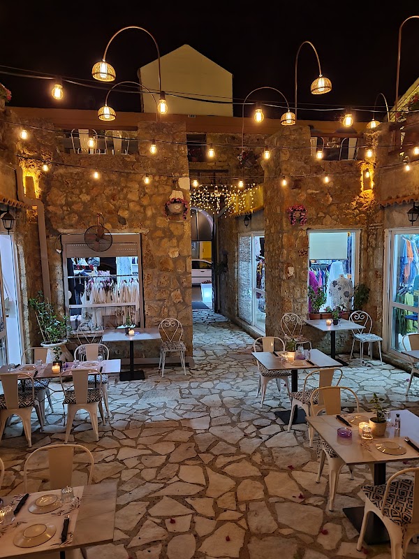 Παράκτιον Roof Garden 1