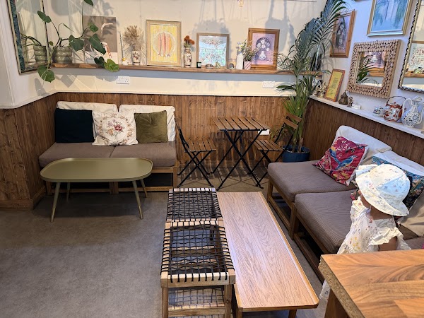 Lunar Coffee and Salad Bar
