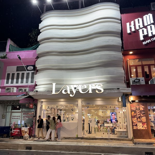 Layers - Flagship Store บรรทัดทอง