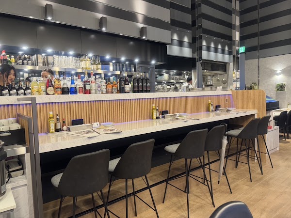 8TH SEA OYSTER Bar 梅田NU茶屋町店