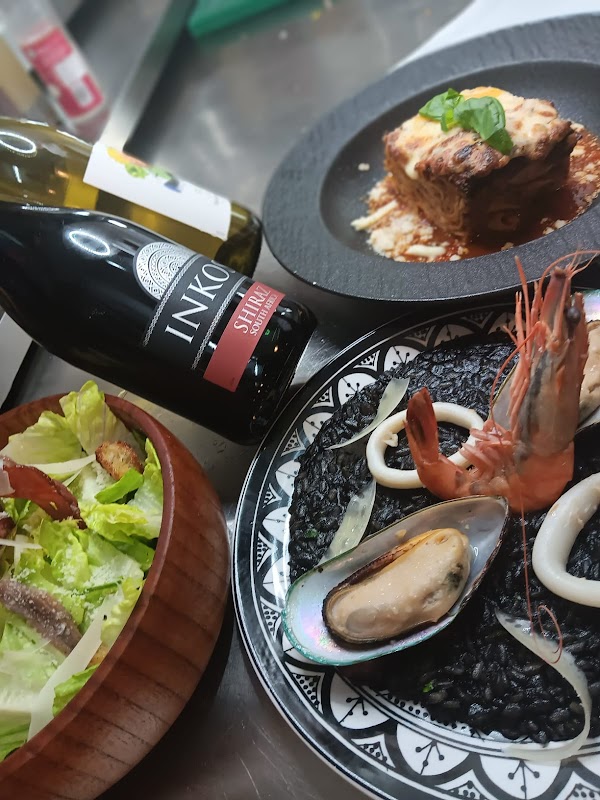 Surf And Turf Grill and Bar 4