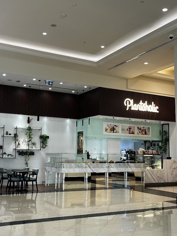 Plantoholic Cafe and Restaurant L.L.C 4