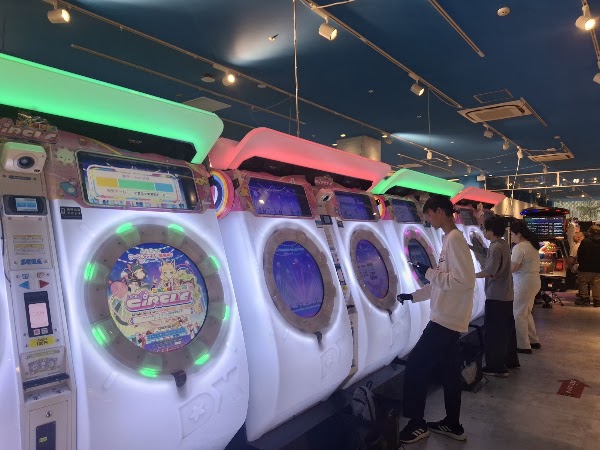 GIGO Osaka Dotonbori Main 4