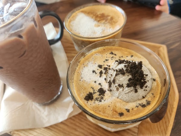 Bau cafe Main Branch 4