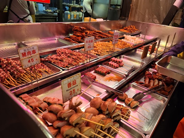 Dongdamen Night Market 4