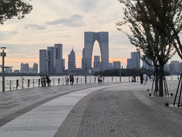 Jinji Lake Scenic Area （South Gate） 5