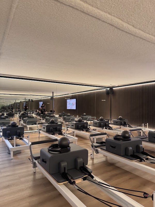 PILAT3S De Pijp - Reformer Pilates Studio