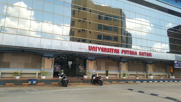 Putera Batam University (Nagoya)