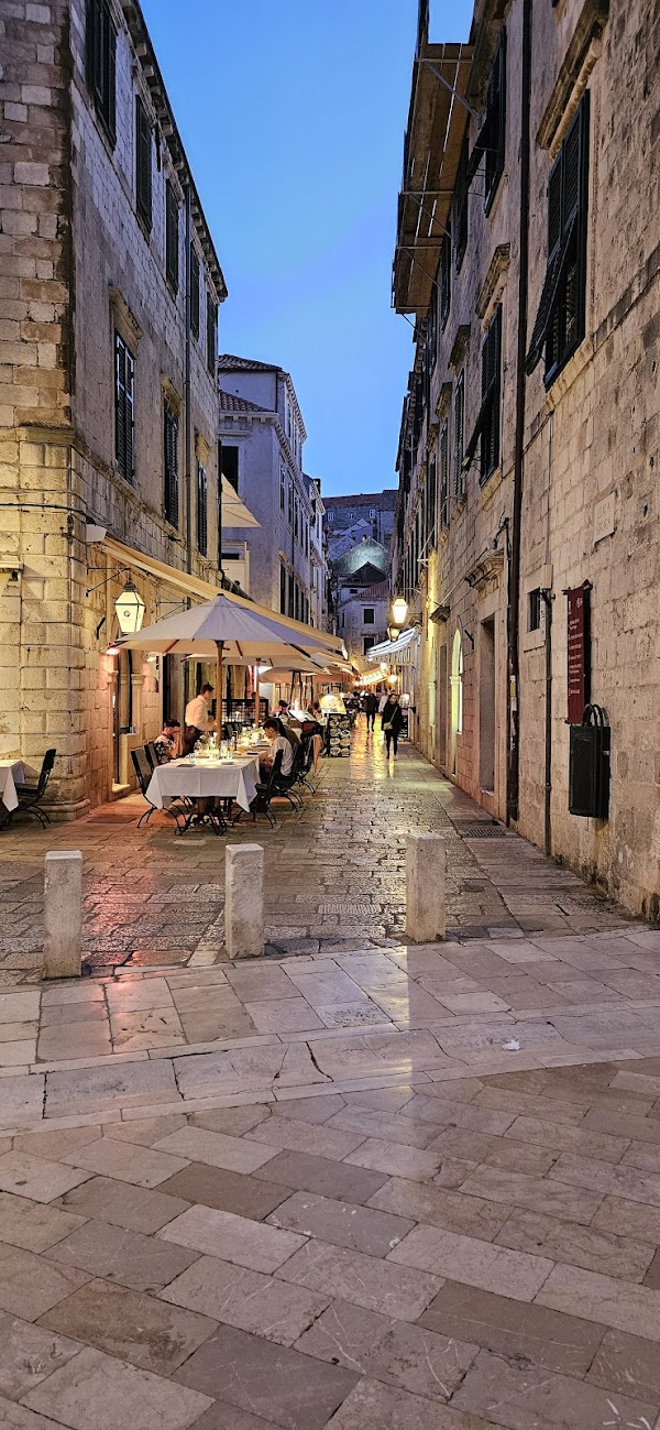 Stradun 2
