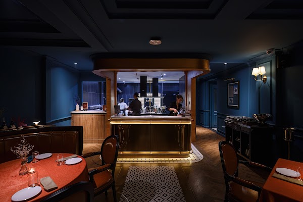El Toro - Home for Steaks & Wines