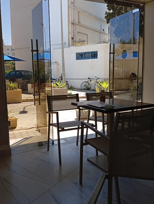 Restaurant Com_Art مطعم كومارت 2