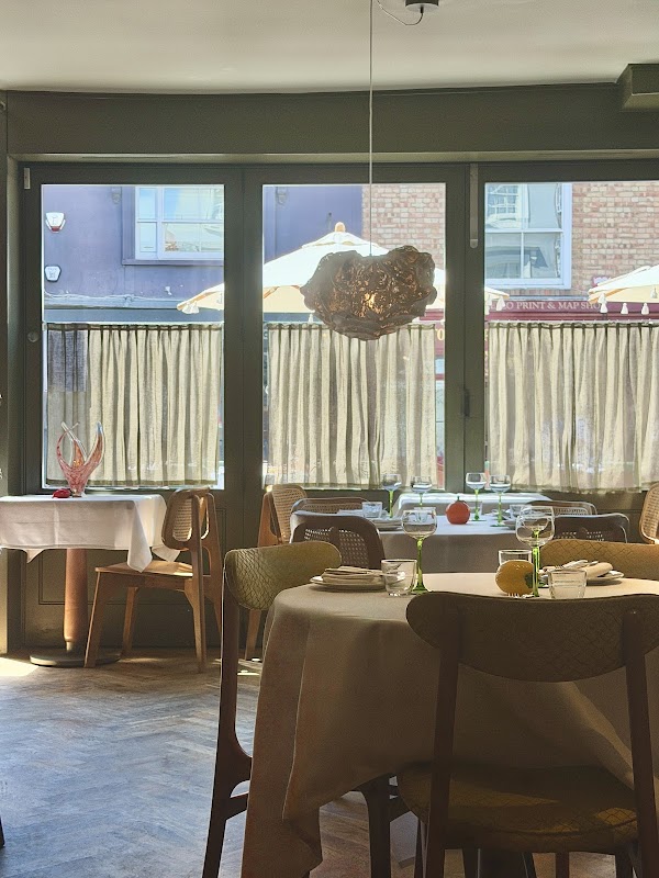 Zephyr Notting Hill 5