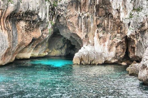 Neptune's Grotto 3