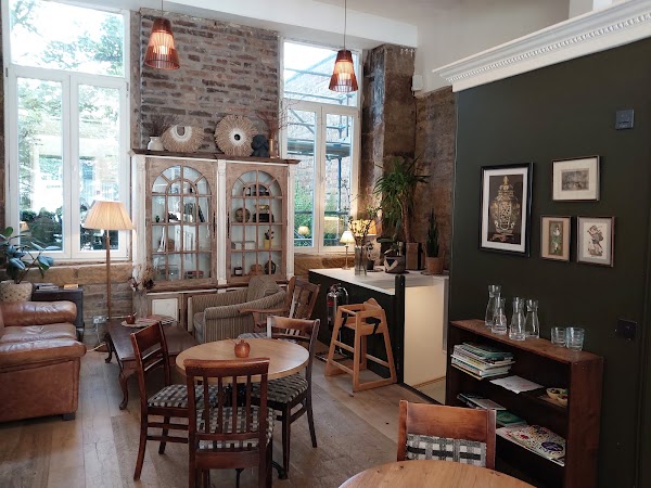 Roasters - Artisan Cafe 5