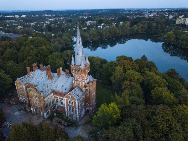 Lentvaris Manor 5